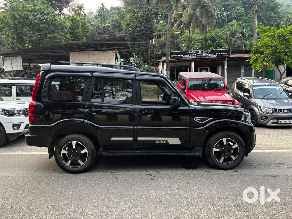 Mahindra Scorpio Classic 2.2 S 11 Mt 7 Str, 2024, Diesel