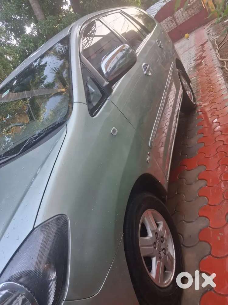 Toyota Innova 2005