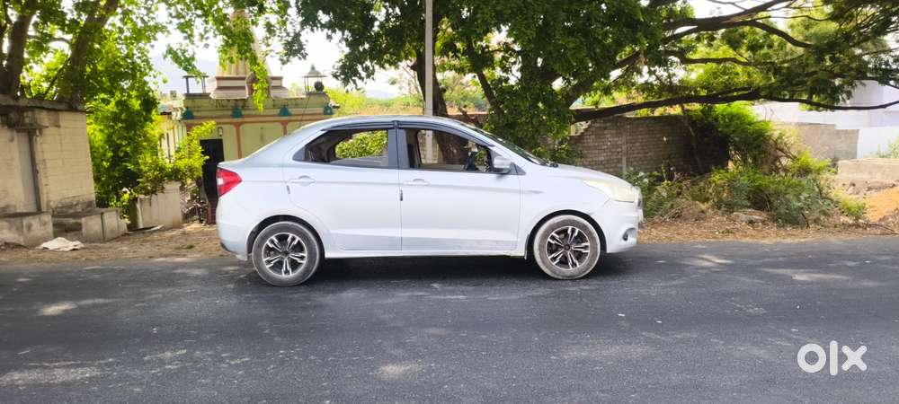 Maruti Suzuki Dzire 2017-2020 1.2 Lxi, 2021, Petrol