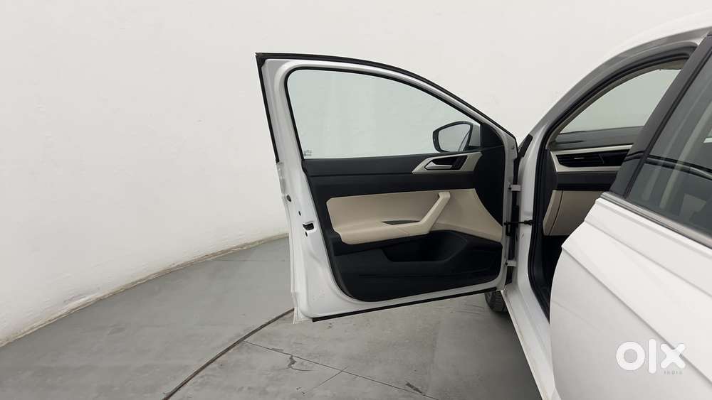 Volkswagen Virtus 1.0 Topline Tsi, 2022, Petrol