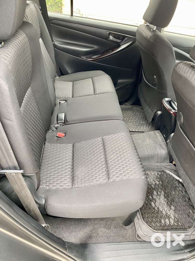Toyota Innova Crysta 2.4 G Mt, 2017, Diesel