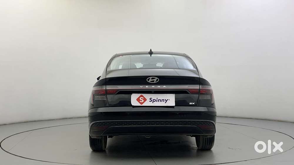 Hyundai Verna Sx 1.5 Petrol Ivt, 2023, Petrol