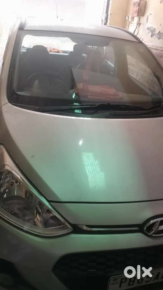 Hyundai Grand I10 2017 Petrol Well Maintained