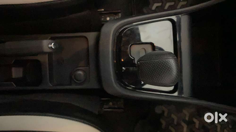 Tata Punch Creative Amt, 2022, Petrol
