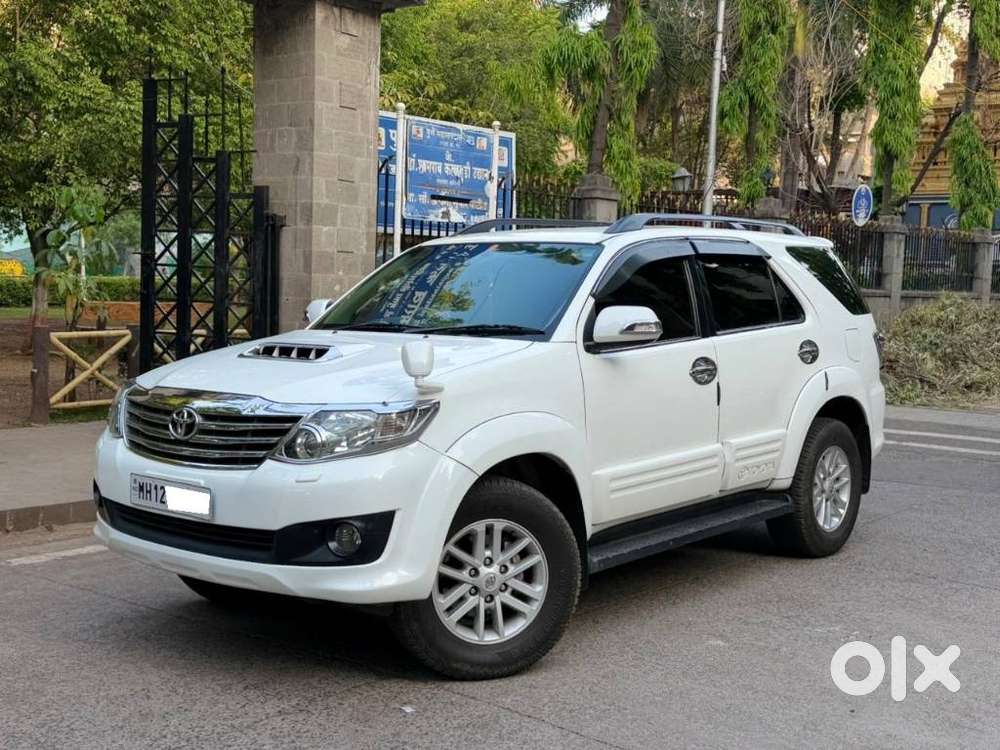 Toyota Fortuner 3.0 4x4 Manual, 2012, Diesel