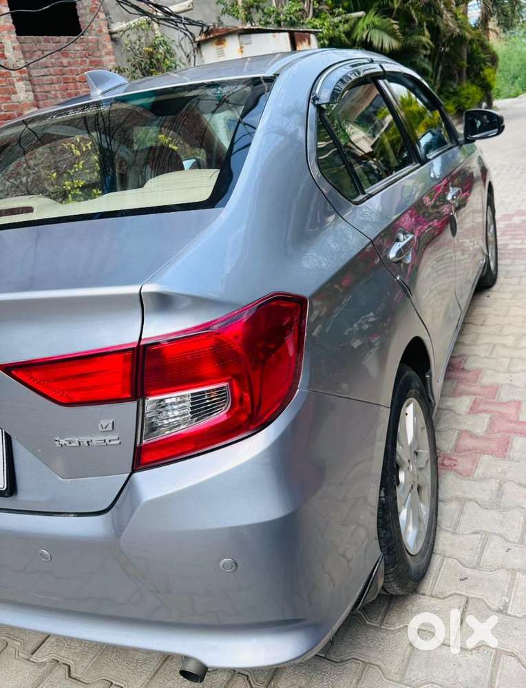 Honda Amaze 2019 Automatic Diesel Doctor’s Driven Well Maintained