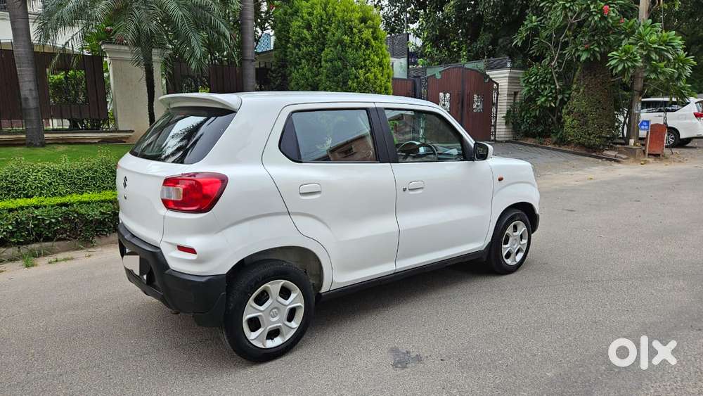 Maruti Suzuki S-presso Vxi Opt, 2020, Petrol