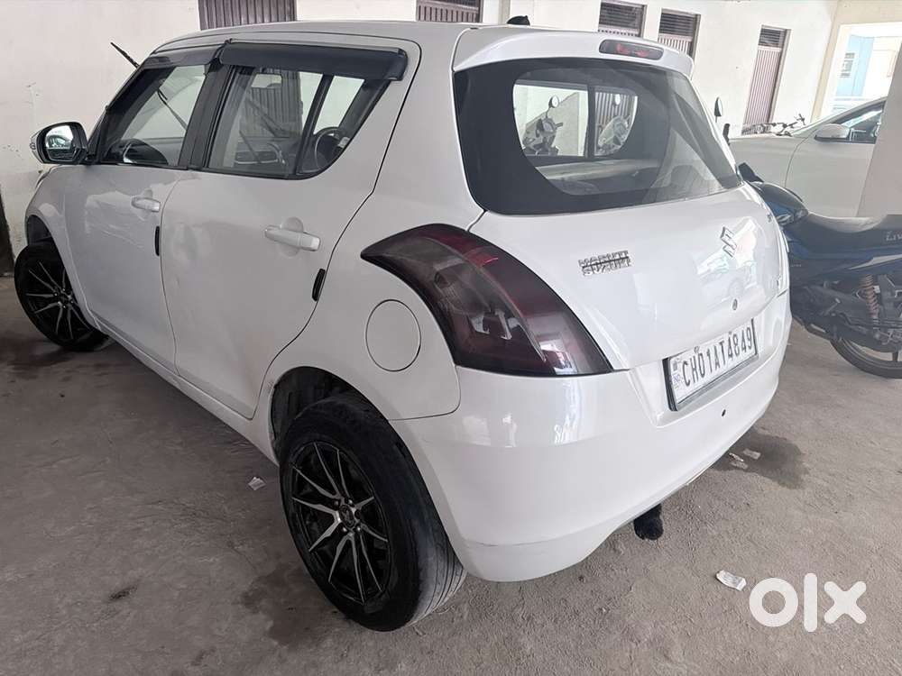 Swift Maruti Petrol 2012 Model
