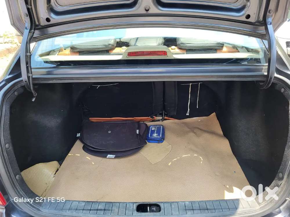 Hyundai Verna Petrol 2008