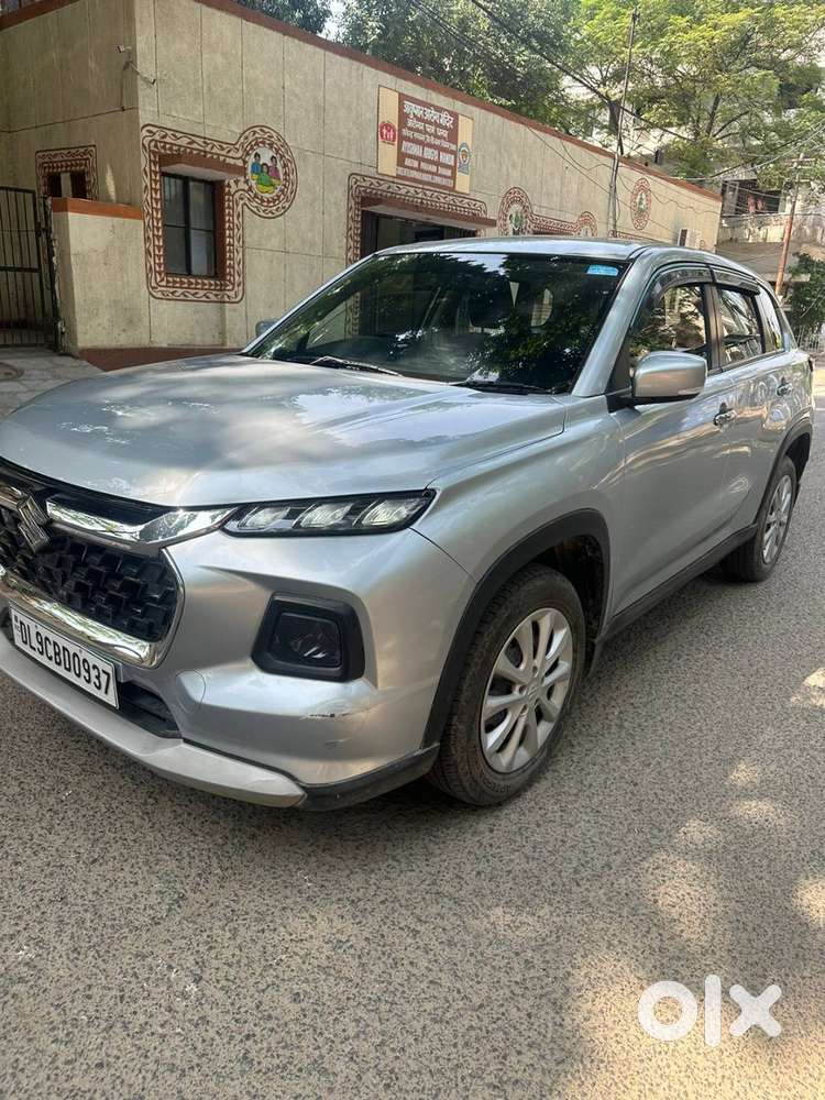 Maruti Suzuki Grand Vitara 2023 Petrol Well Maintained