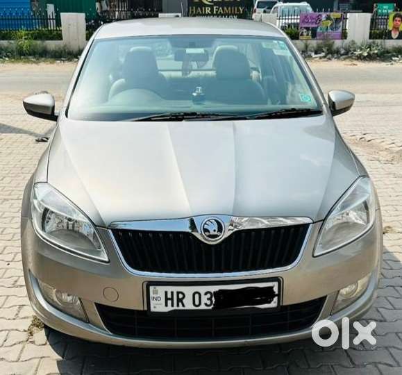 Skoda Rapid 1.5 Tdi At Ambition With Alloy Wheel, 2015, Diesel