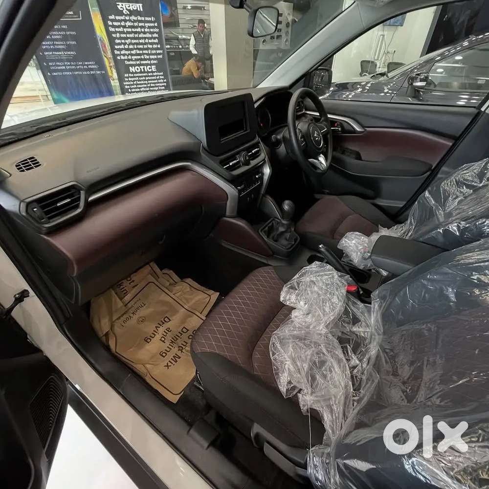 Vitara Sigma White 2025 Model  Big Discount