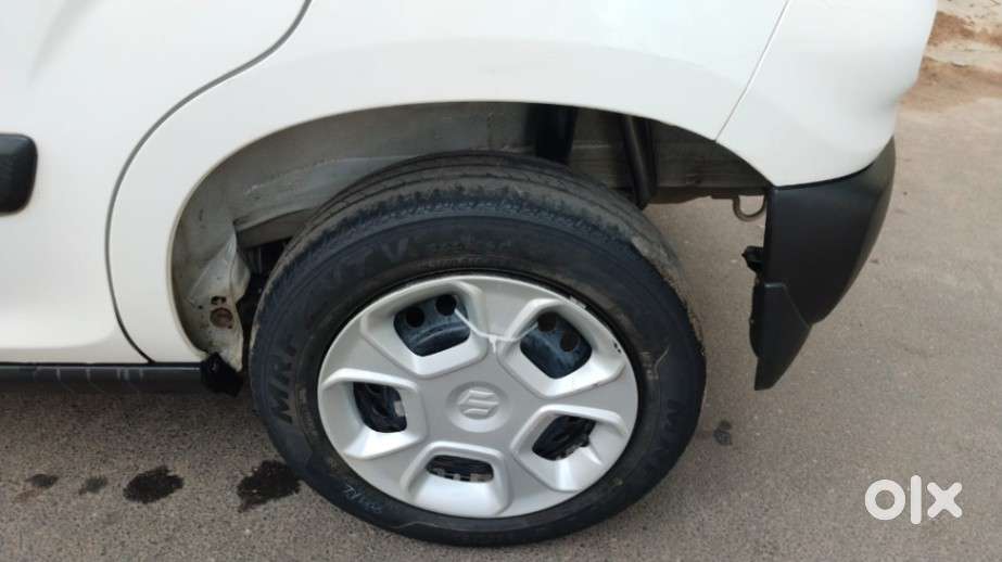 Maruti Suzuki S-presso Vxi At, 2021, Petrol