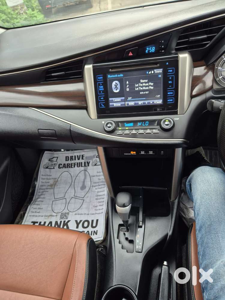 Toyota Innova Crysta 2.7 Zx At, 2016, Diesel