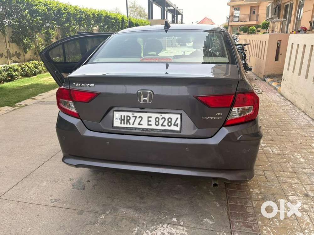 Honda Amaze Petrol Well Maintained