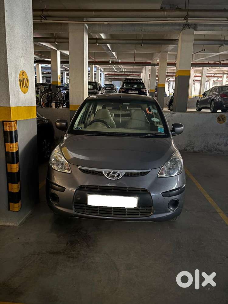 I10 -sportz At-  Excellent Condition