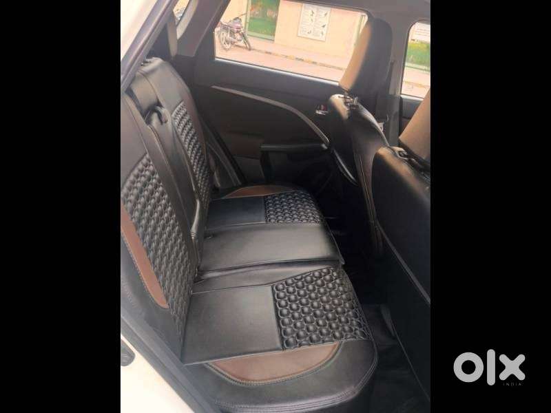 Maruti Suzuki Brezza 1.5 Zxi Plus At Smart Hybrid, 2022, Petrol