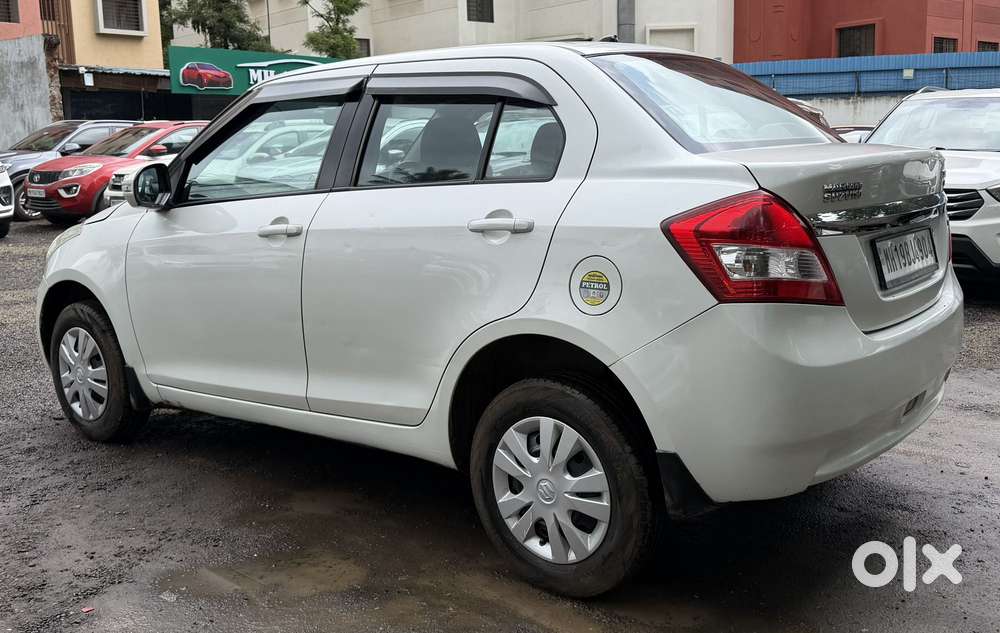 Maruti Suzuki Swift Dzire 1.2 Vxi Bsiv, 2013, Petrol