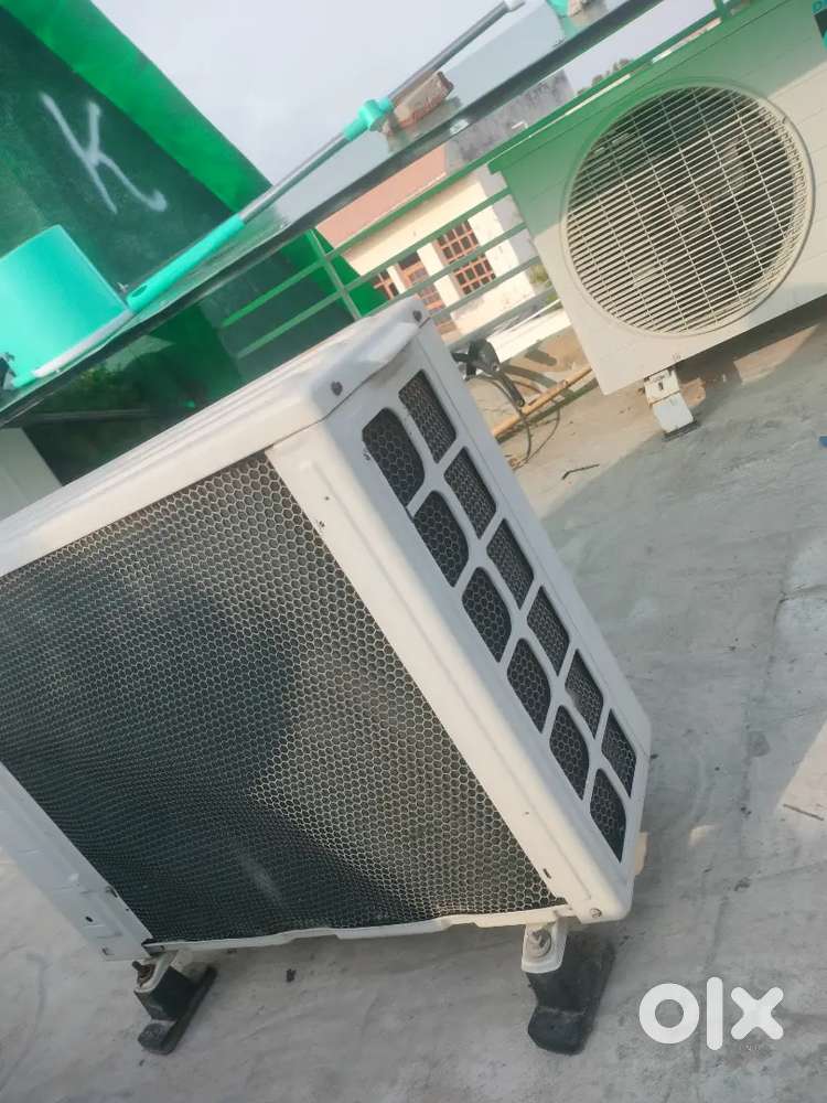 Lloyd 1 ton Ac copper pipe nal