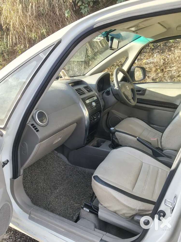 Maruti Suzuki Sx4 2011
