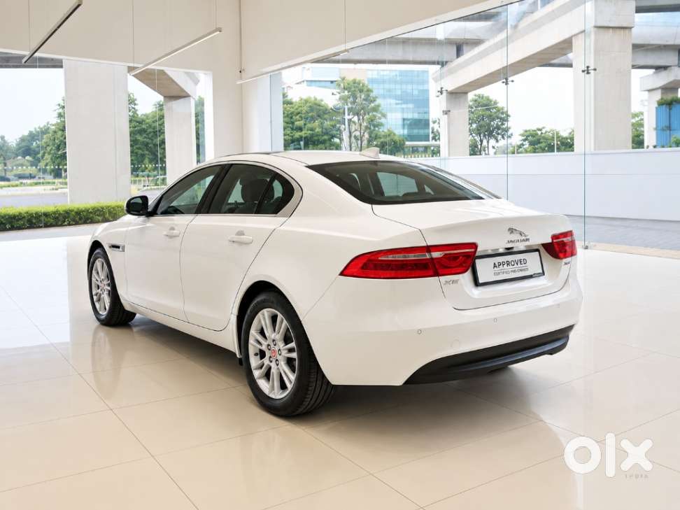 Jaguar Xe Prestige, 2017, Petrol