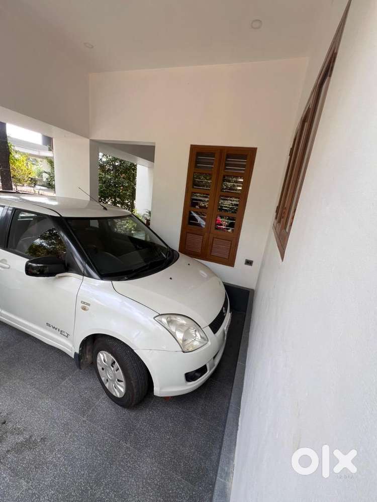 Maruti Suzuki Swift 2011