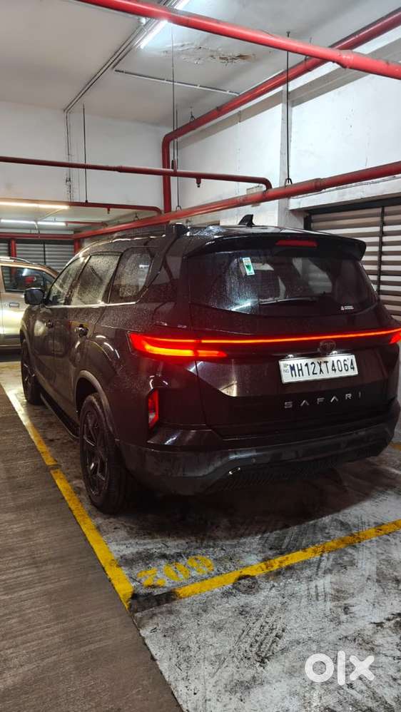 Tata Safari Diesel 2025 Accomplished Plus 7str Dark Edition