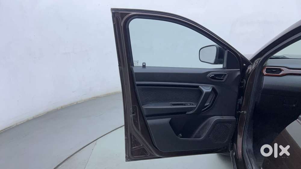 Renault Kiger Rxz, 2022, Petrol