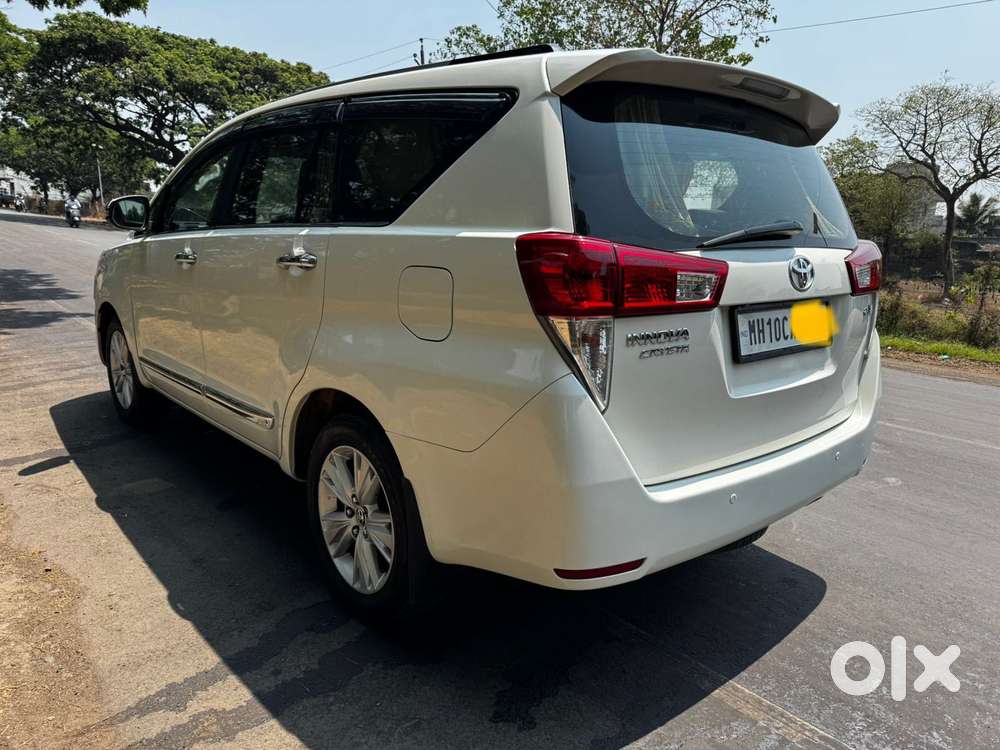 Toyota Innova Crysta 2.8 Z, 2016, Diesel