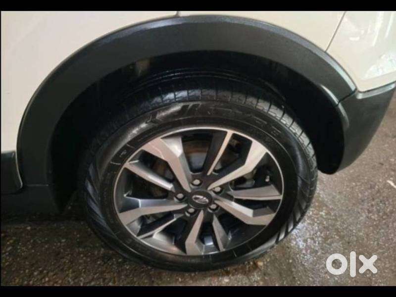 Mahindra Xuv300 W8 Option Diesel, 2019