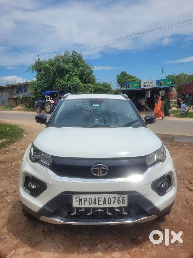 Tata Nexon Xz+ Sunroof  1.2revotron 2021