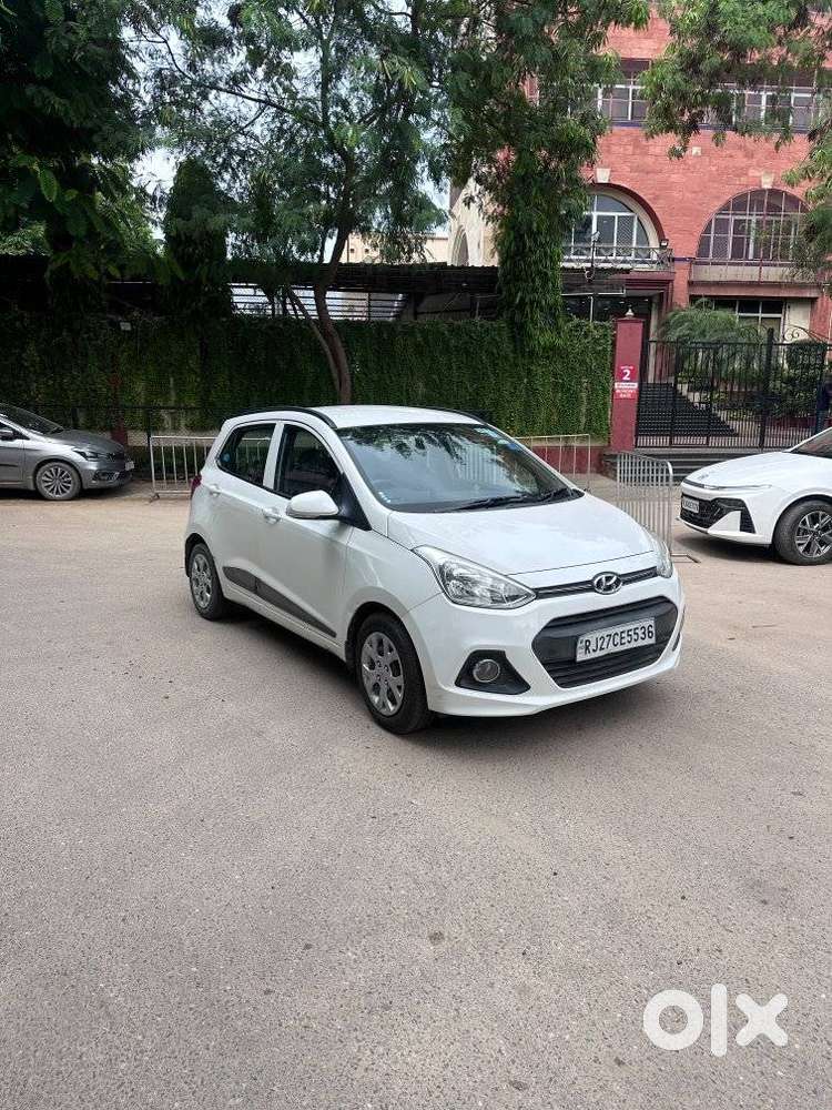 Hyundai Grand I10 Sportz 1.2 Kappa Vtvt, 2015, Petrol