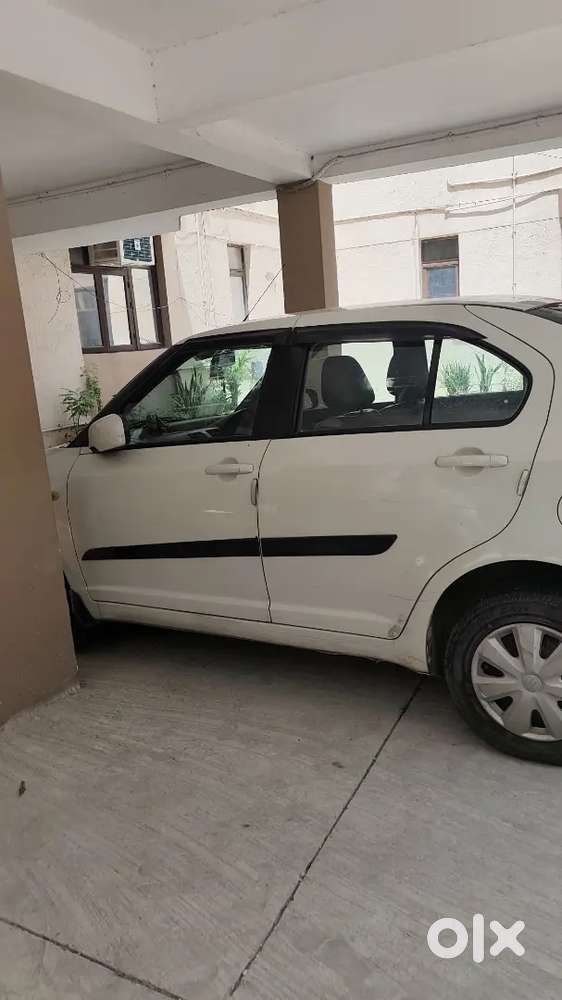 Maruti Suzuki Dzire 2011 Petrol Manual