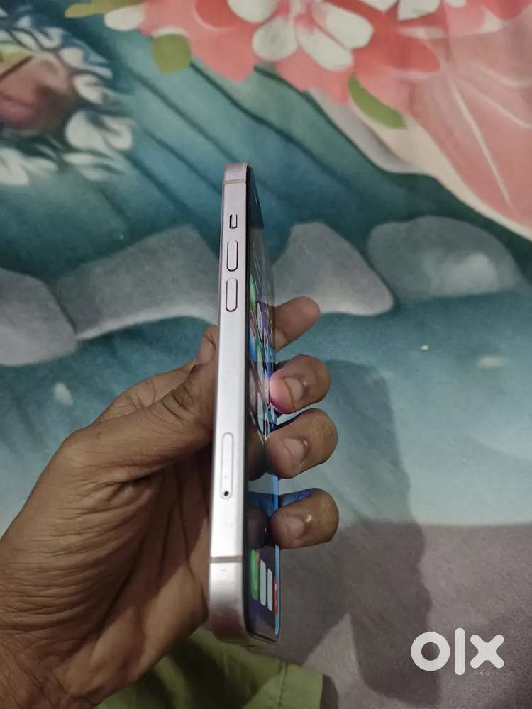 IPHONE 15 BATTERY  CHANGE BATTERY HEALTH 100% FLASH LIGHTS NOT WORKING