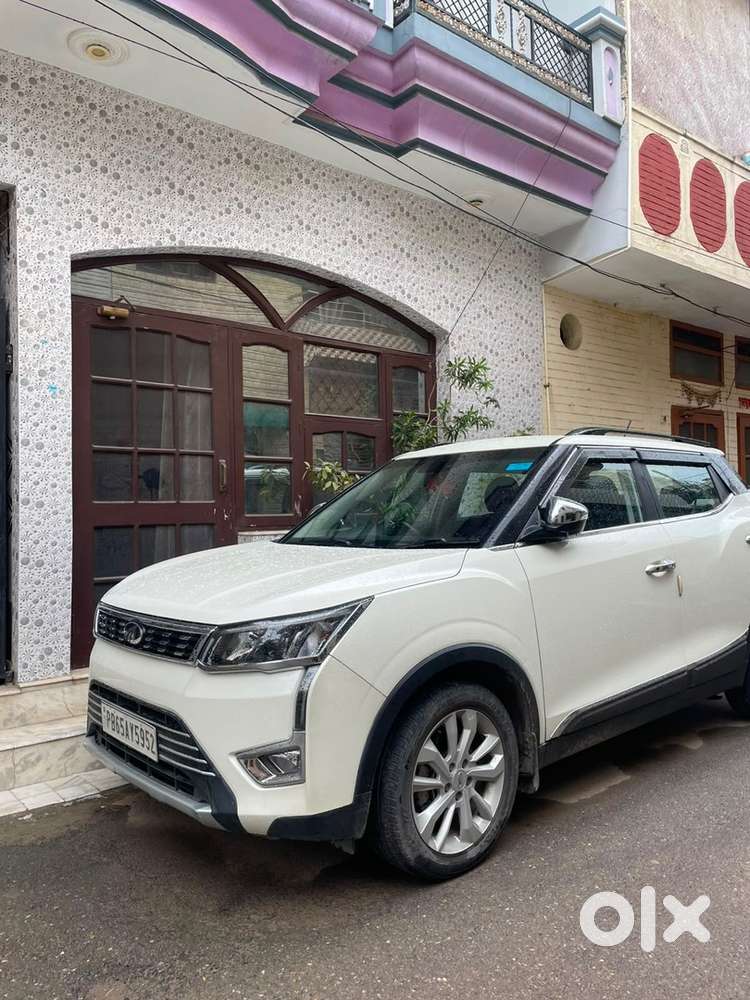Mahindra Xuv300 2020 Petrol Well Maintained