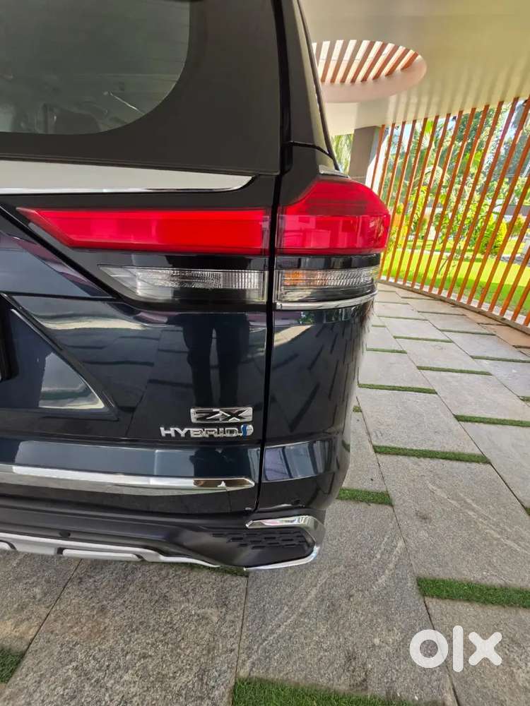 Toyota Innova Hycross Zx(o) Hybrid 1st Owner, 2025 Registered 32000 Km