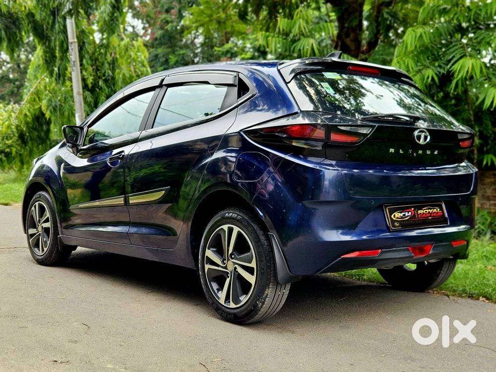 Tata Altroz Xz Plus (s) Dark Edition, 2023, Petrol