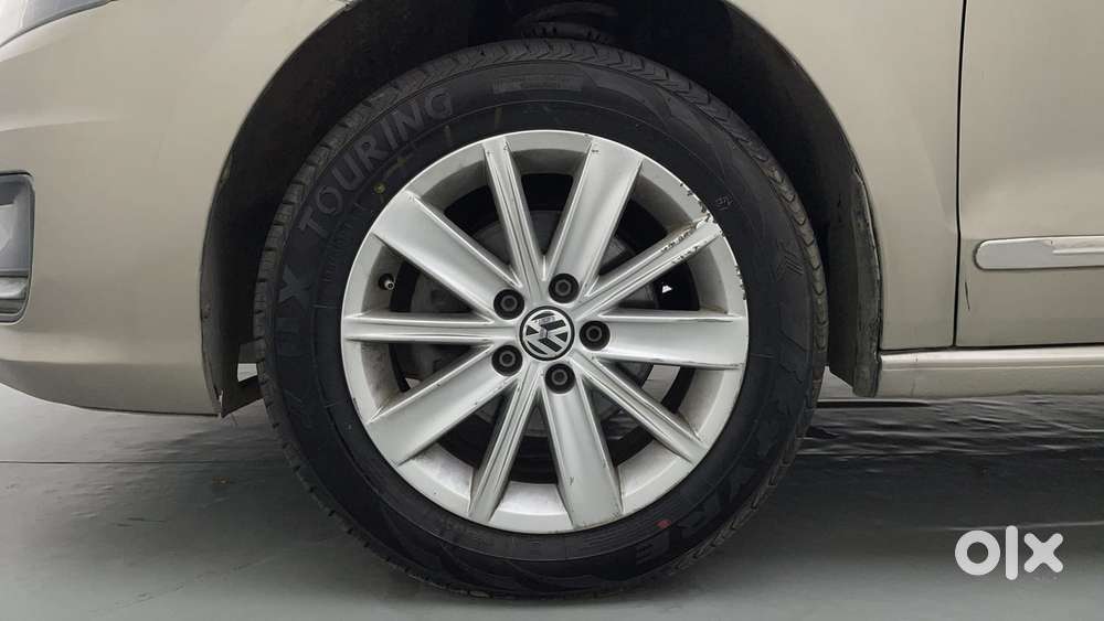 Volkswagen Vento 1.6 Highline, 2016, Petrol