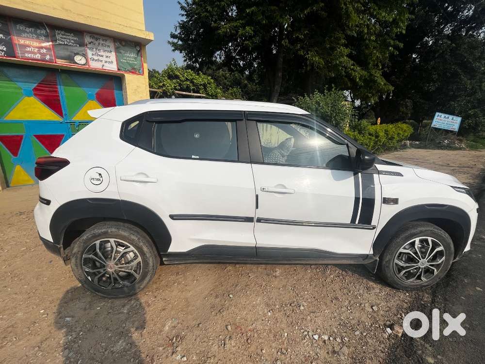 Well-maintained Magnite Under Warranty