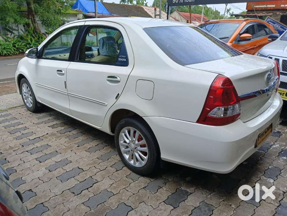 Toyota Etios Vx D, 2017, Petrol
