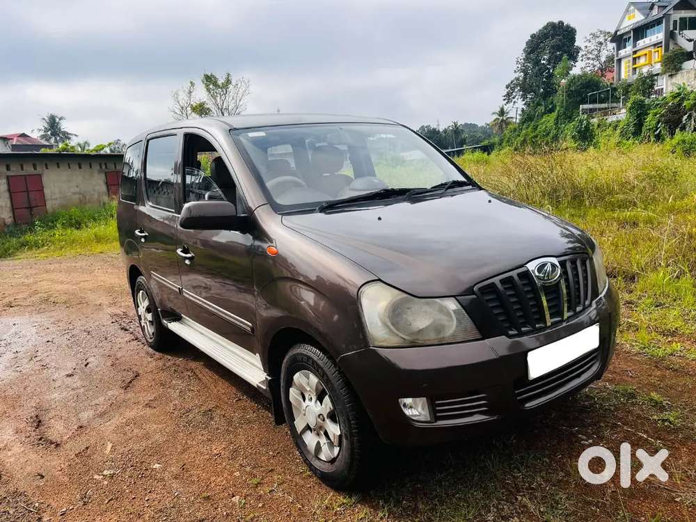 Mahindra Xylo 2010 Diesel 90000 Km Driven. Tax Fail