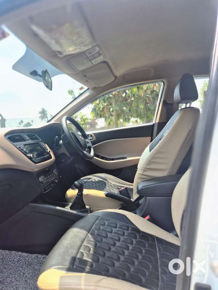 Hyundai I20 Asta (o) 1.2 Ivt, 2019, Petrol