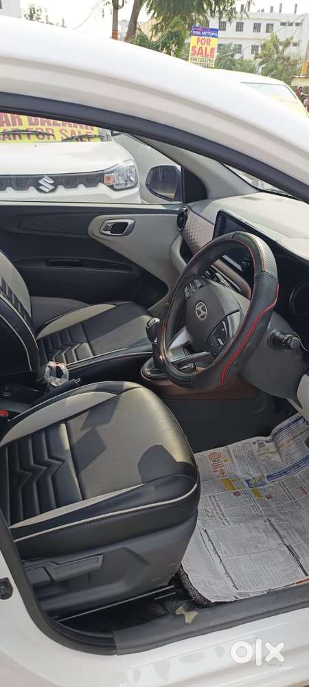 Hyundai Aura 1.2 Sx Cng, 2026, Cng & Hybrids