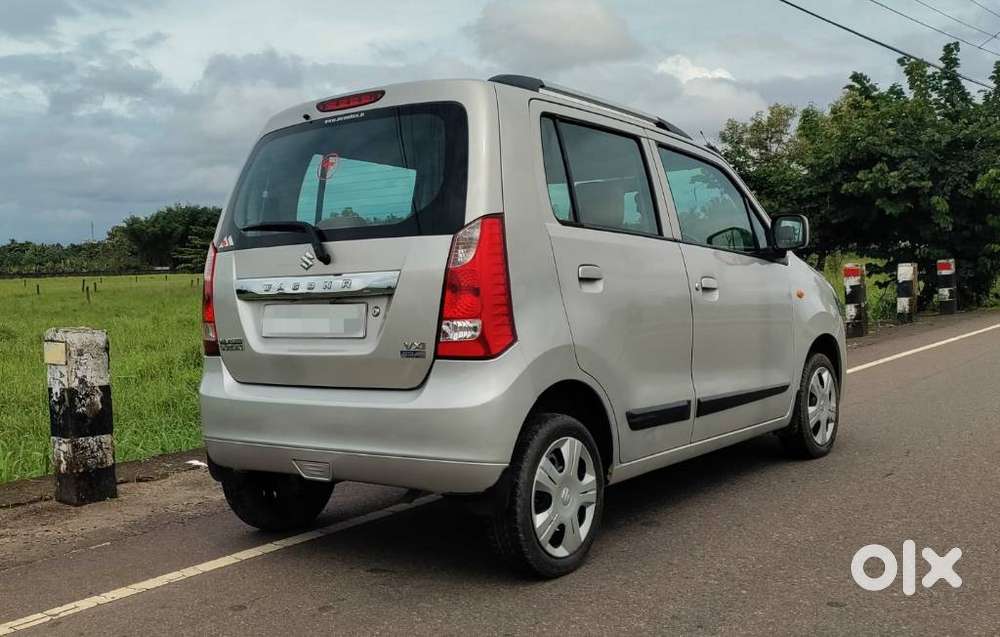 Maruti Suzuki Wagon R 1.0 Vxi Amt, 2018, Petrol
