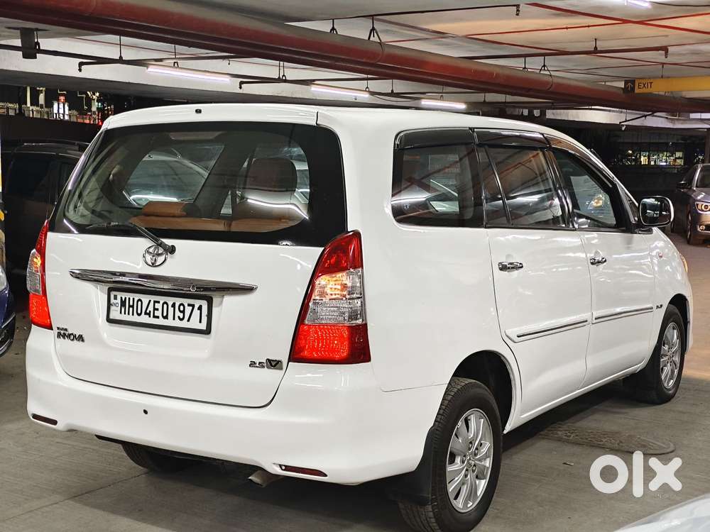 Toyota Innova 2.5 V 7 Str, 2010, Diesel