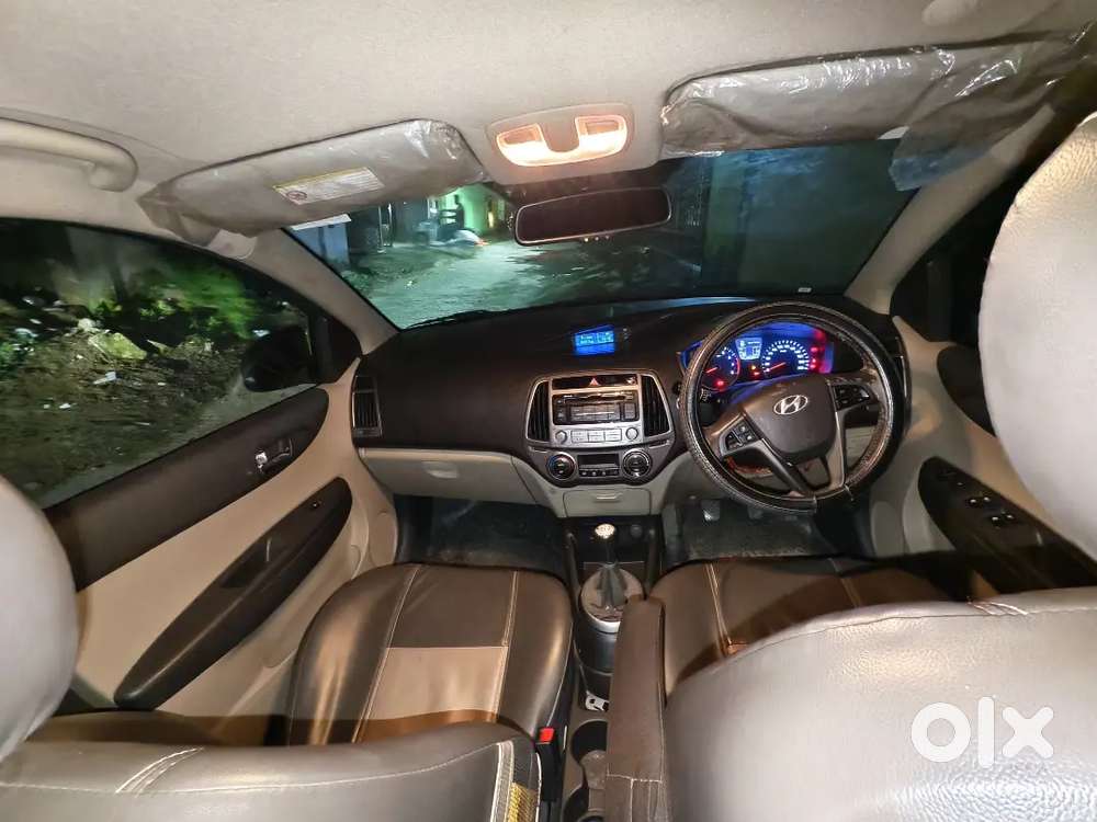 Hyundai I20 Asta Petrol 2012