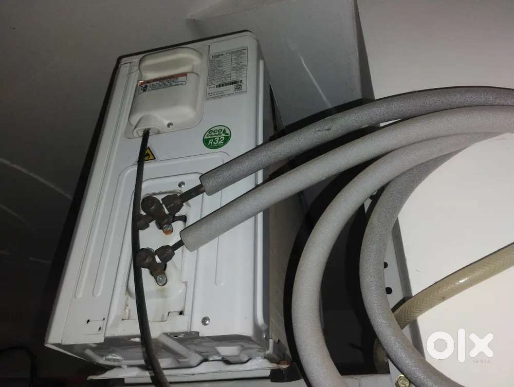 Marq 1Ton Split Ac 4 Month old