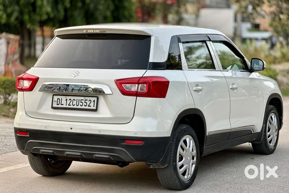 Maruti Suzuki Brezza 1.5 Lxi Smart Hybrid, 2022, Petrol