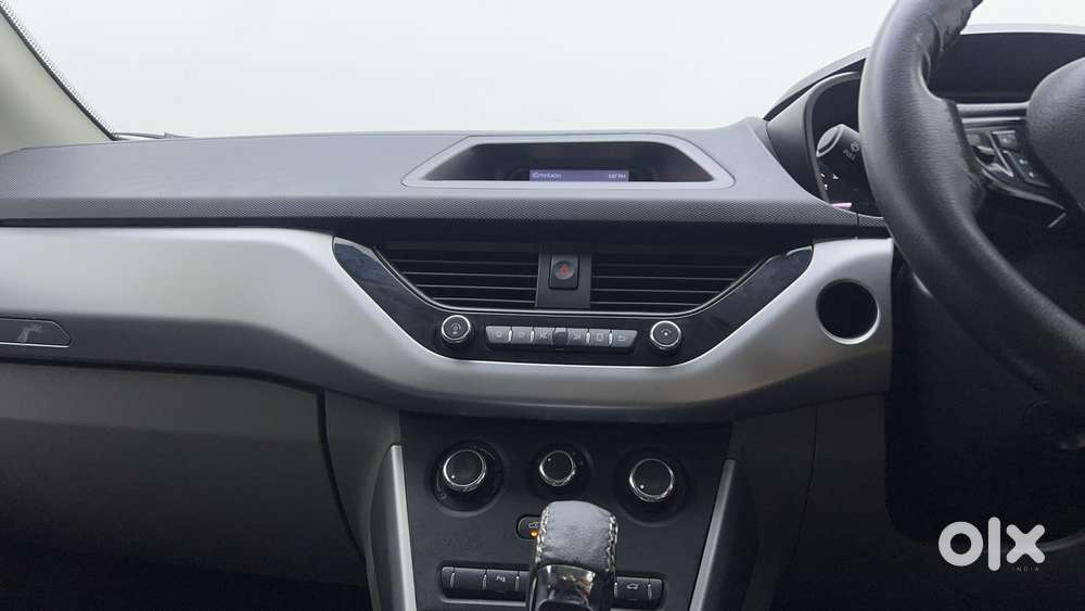 Tata Nexon 1.2 Revotron Xma, 2018, Petrol