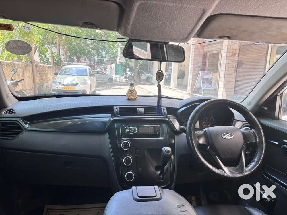 Mahindra Kuv100 Petrol & Cng 2018 Car